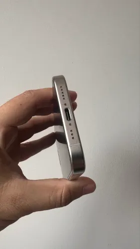 iPhone 15 pro 256gb SEMINOVO.