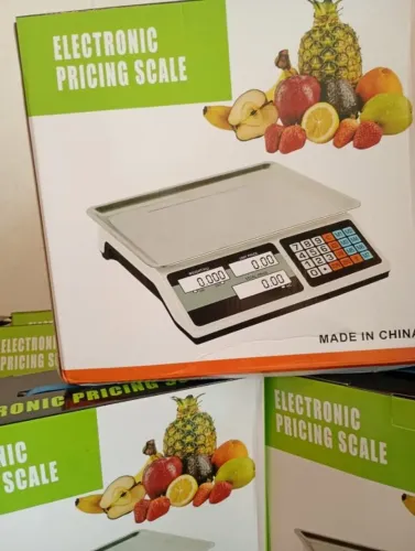 Balança Plataforma Digital Comercial Amira 40kg bivolt bateria interna