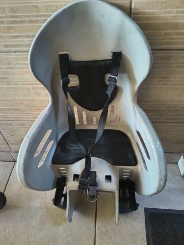 Cadeirinha traseira para bicicleta 