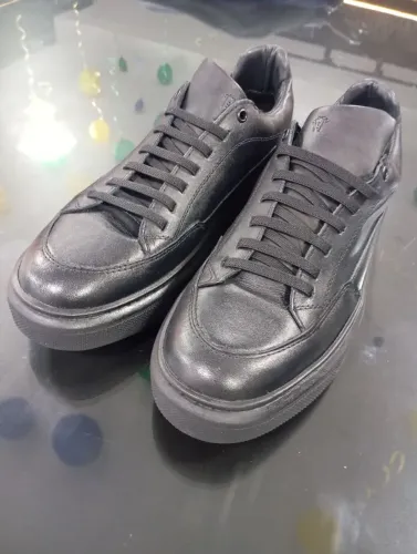 TÊNIS SNEAKER PRETO