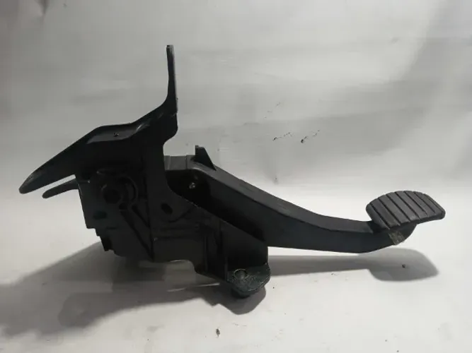 Pedal Embreagem Renault Sandero 2015/2019