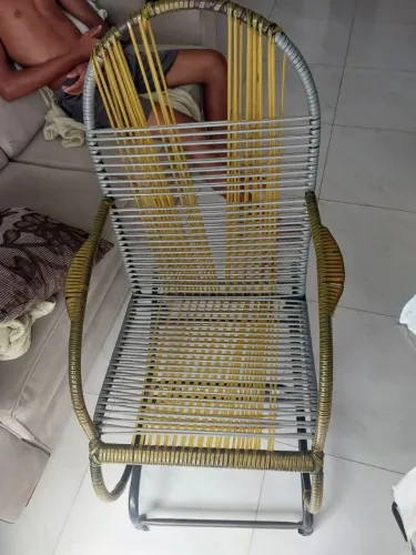 Cadeira de balanço em ótimo estado