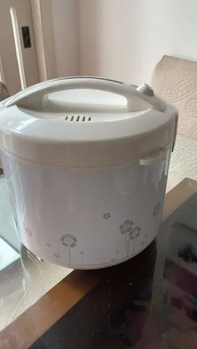 Vendo panela de arroz elétrica retirar próximo ao shopping Interlagos