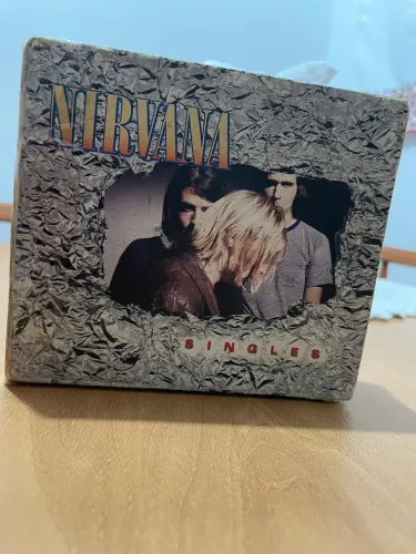 Box Nirvana singles