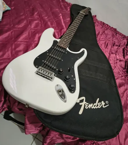 Guitarra Samick