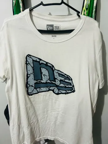 Blusa New Era