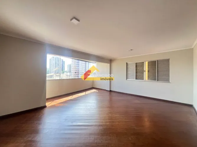 Apartamento para aluguel, 5 quartos, 2 suítes, 2 vagas, Centro - Divinópolis/MG
