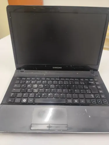 Notebook Samsung NP300EA4