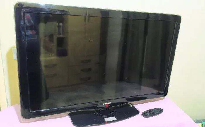TV Philips 40 - AmbiLight Digital