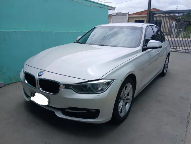 BMW 320I A 2.0 Turbo/activeflex 16V 184cv 4P 2014