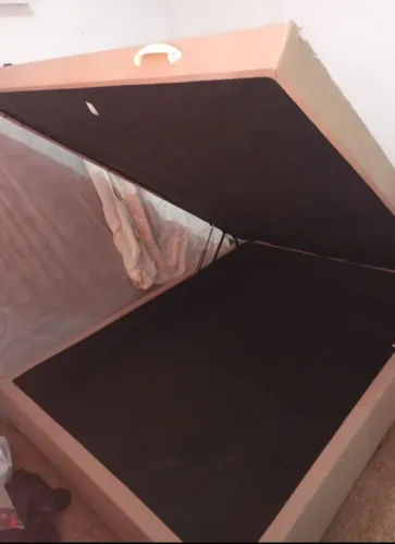 Cama sem colchão 