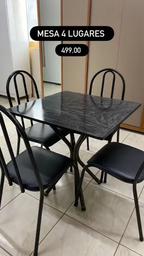 Mesa Pequena 4 lugares 