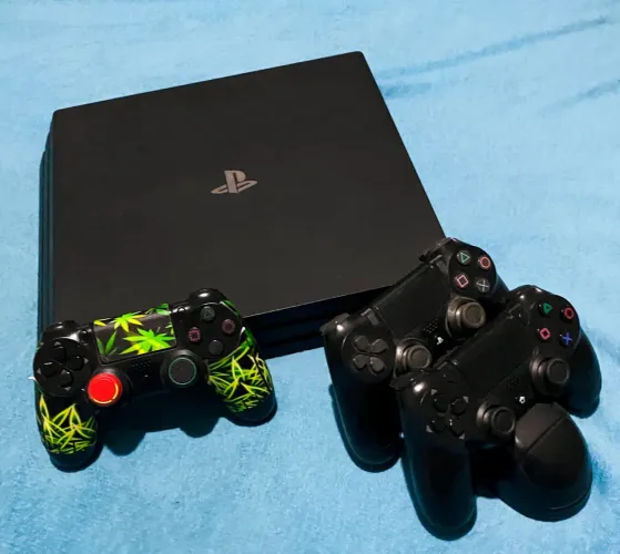 PlayStation 4 PRO 1T