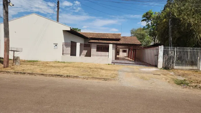 Casa para alugar sinop MT jardim jacarandas