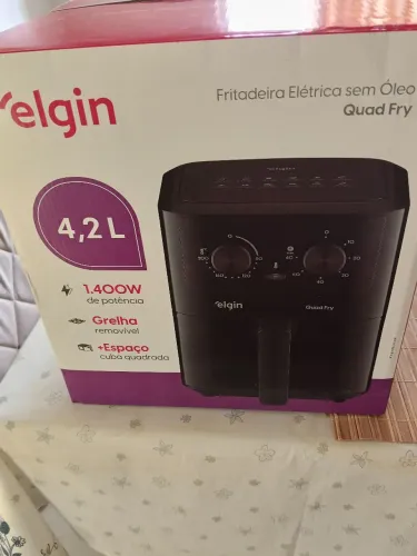 Fritadeira elétrica Air Fryer nova na caixa