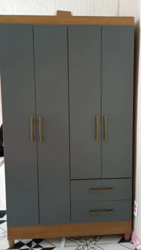 GUARDA ROUPA 4 PORTAS