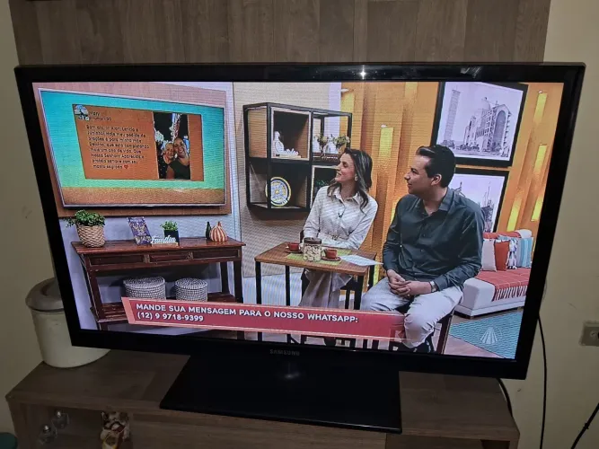 TV SAMSUNG 43 POL .NÃO E SMART EM BOA COMDIÇ?ES .