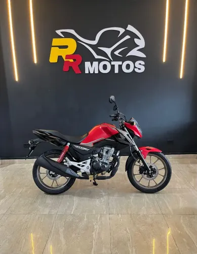 Titan 50Anos