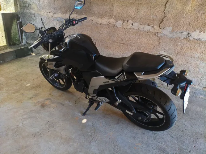 FAZER 250 2019