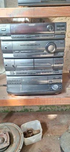 Aparelho de som 4x1 Sony antigo