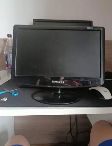 Monitor Samsung 60hz, 14 polegadas