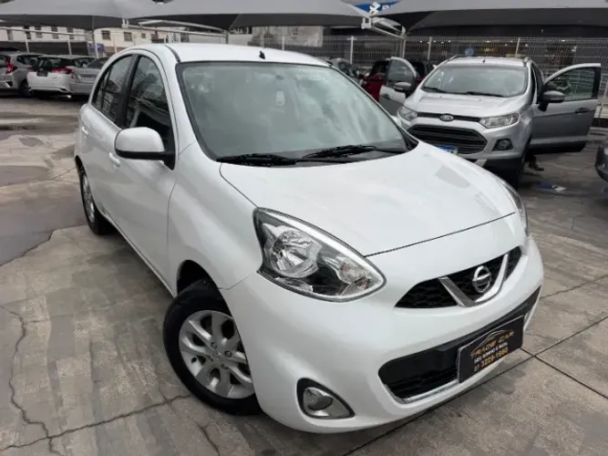 Nissan March SV 1.6 16V Flex Fuel 2015