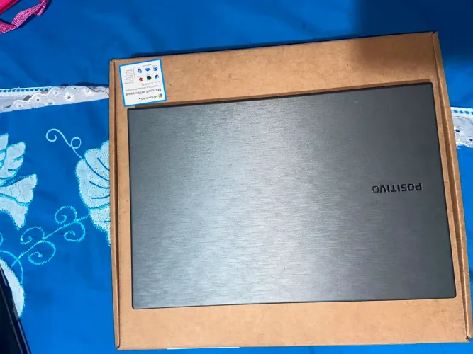 Vendo notebook Positivo