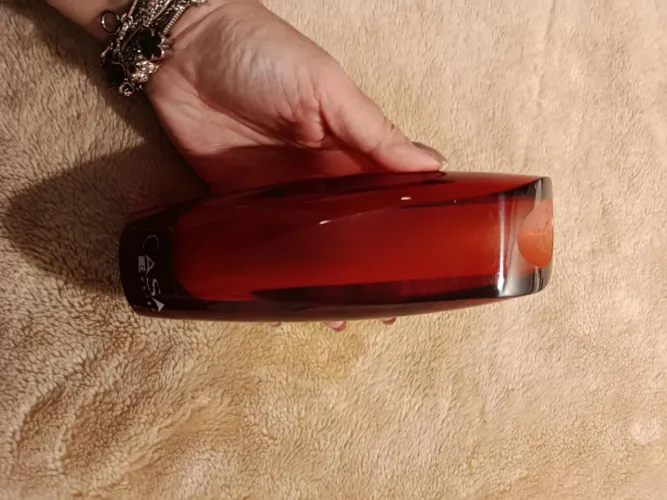 Vaso decorativo vermelho pequeno