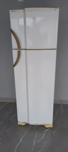 Vendo geladeira Dako