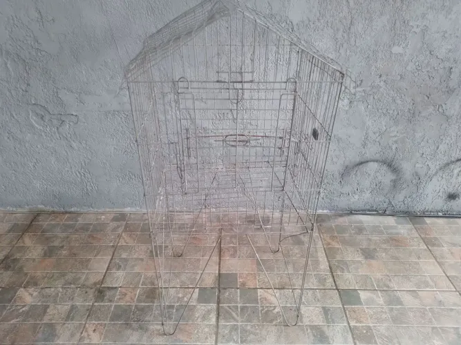 Gaiola para pássaros só 70 reais