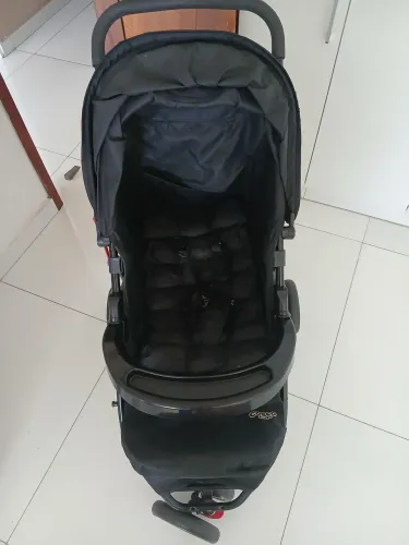Carrinho de bebe Cosco kids toffy ( 3 rodas ) Preto absoluto