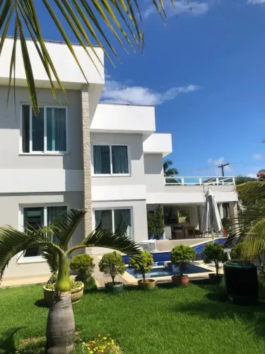 Casa de Alto Padrão no Condomínio Paraíso dos Lagos  Guarajuba