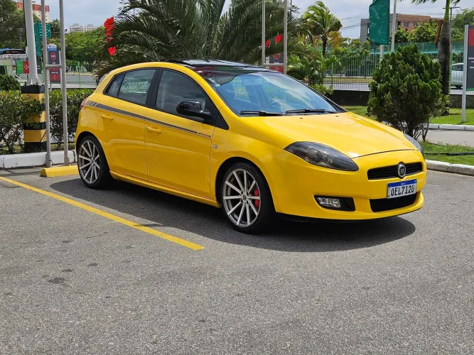 Fiat Bravo Sporting 1.8 Dualogic Flex 16V 5P 2013