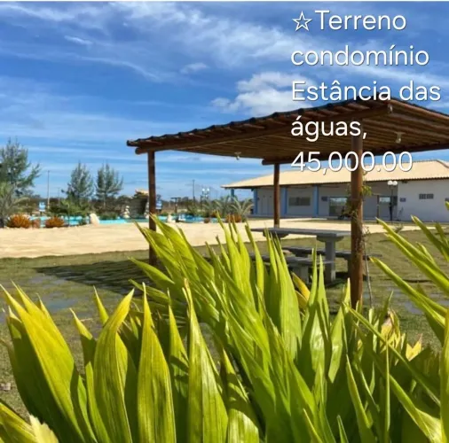 Terreno em condomínio