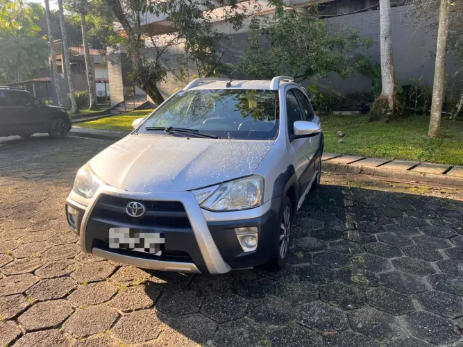 Toyota Etios Cross 1.5 Flex 16V 5P Mec. 2017