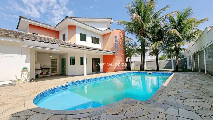 Casa com 5 quartos para alugar, 340 m² por R$ 8.640/mês - Jardim Vila Inglesa - Sorocaba/S