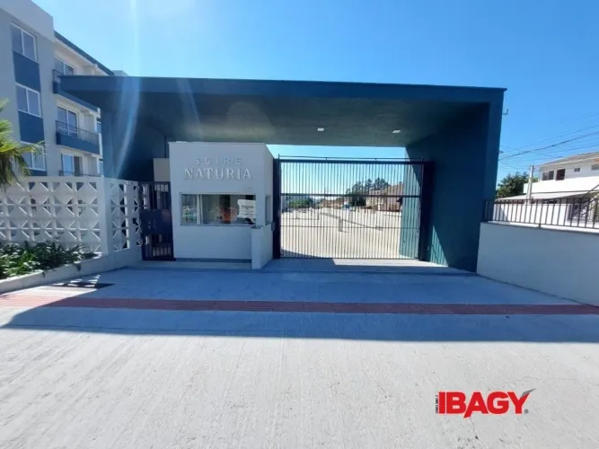 Excelente Apartamento 2 dormitório(s) em Sertão do Maruim - São José