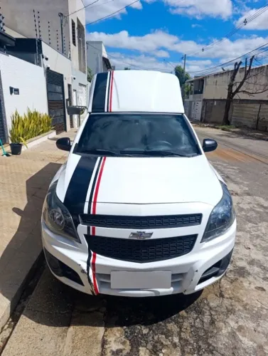 Chevrolet Montana LS 1.4 Econoflex 8V 2P 2013