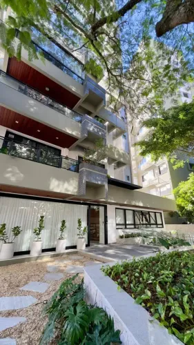 Apartamento 4 dormitórios (2 Suíte)Próximo ao colégio Catarinense - Florianópolis - SC