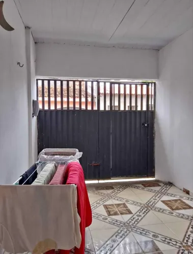 Passo casa em Jardim Tropical / Serra