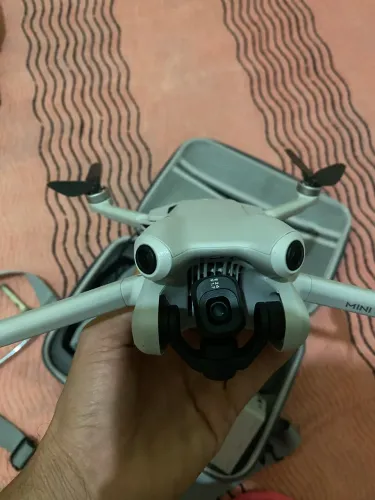 Drone dji mini 4 pro