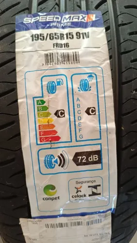 Vendo 02 pneus 195/65 r15
