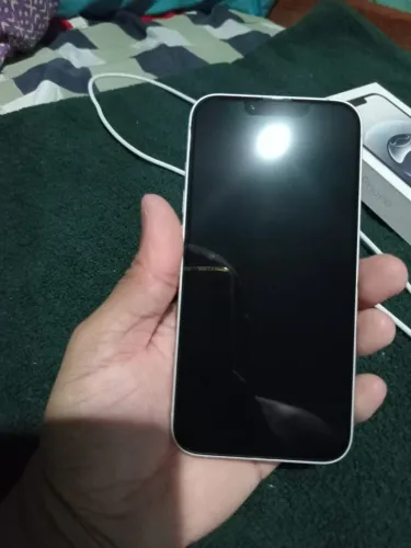 Apple Iphone 16e seminovo - 3 meses de uso.