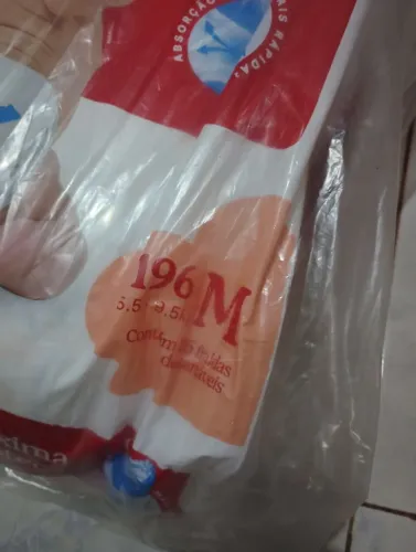 196 fraldas Huggies 