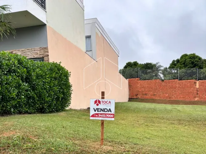 Terreno Dentro de Condomínio em Marília