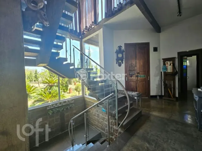 Casa à venda em Teresópolis com 400 m², 4 quartos, 2 suítes, 5 vagas