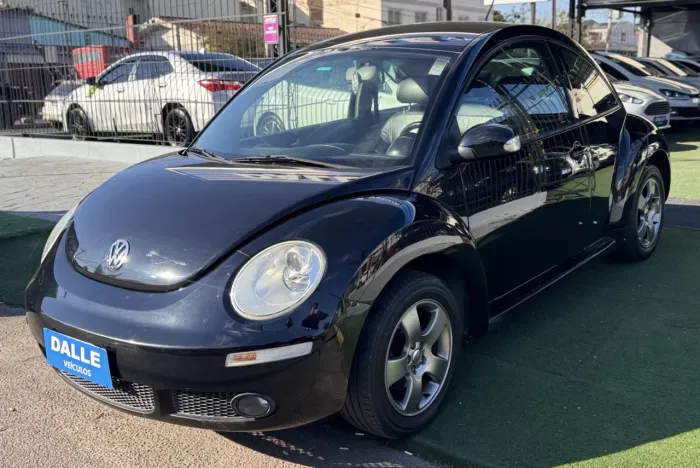 Volkswagen New Beetle 2.0 MI Mec./aut. 2008