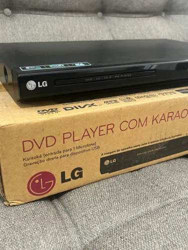 DVD com karaokê LG entrada RCA