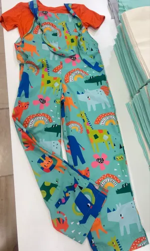 Roupas semi-novas conservadas - vestido e mais 