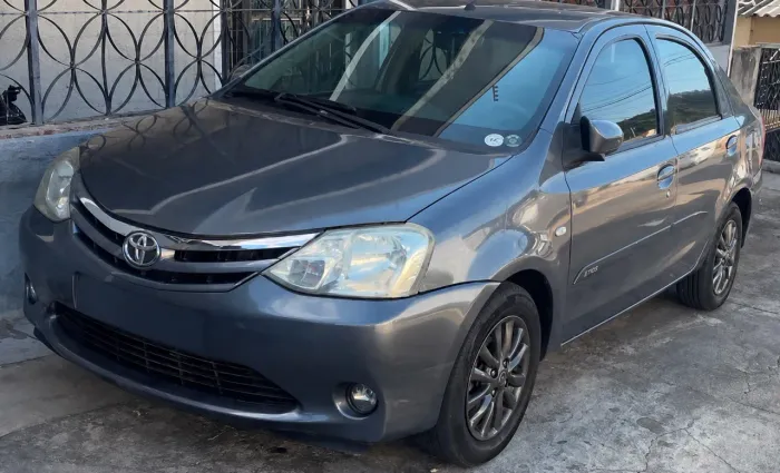 Toyota Etios XLS Sedan 1.5 Flex 16V 4P Mec. 2014